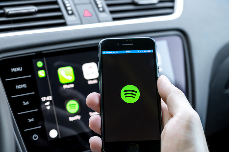 jouer Spotify dans la voiture